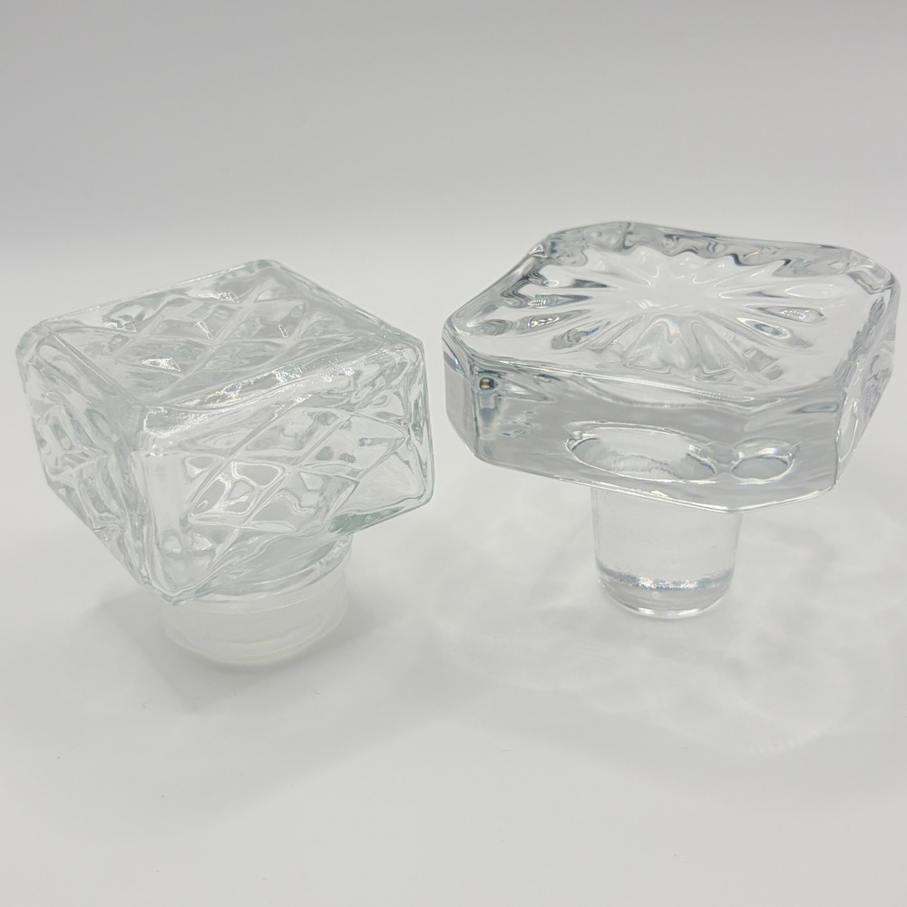 Unbranded VTG Decanter Stoppers Set 2 Clear Glass Quilted‎ Starburst Replacement